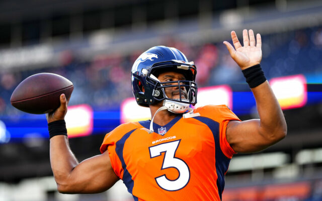 Russell Wilson, Broncos agree to terms on five-year, $245M contract extension